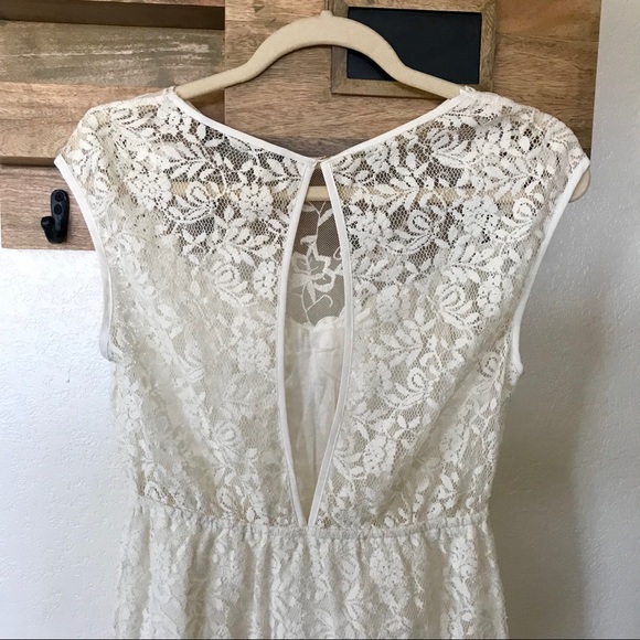 Zara white lace dress with peek-a-boo back - Picture 5 of 7